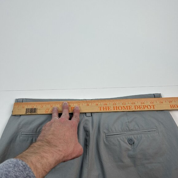 Vineyard Vines OTG Pants Men's Size 32 x 30 Gray Performance Stretch Chino - Picture 9 of 14